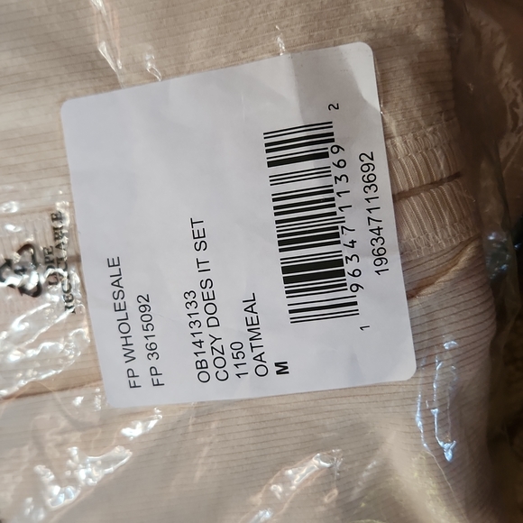 Free people 3 piece set - Picture 8 of 8